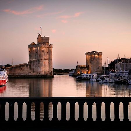 Un Hotel En Ville La Rochelle  Zewnętrze zdjęcie