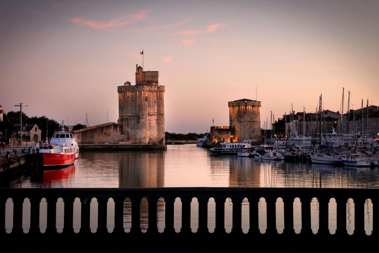 Un Hotel En Ville La Rochelle  Zewnętrze zdjęcie