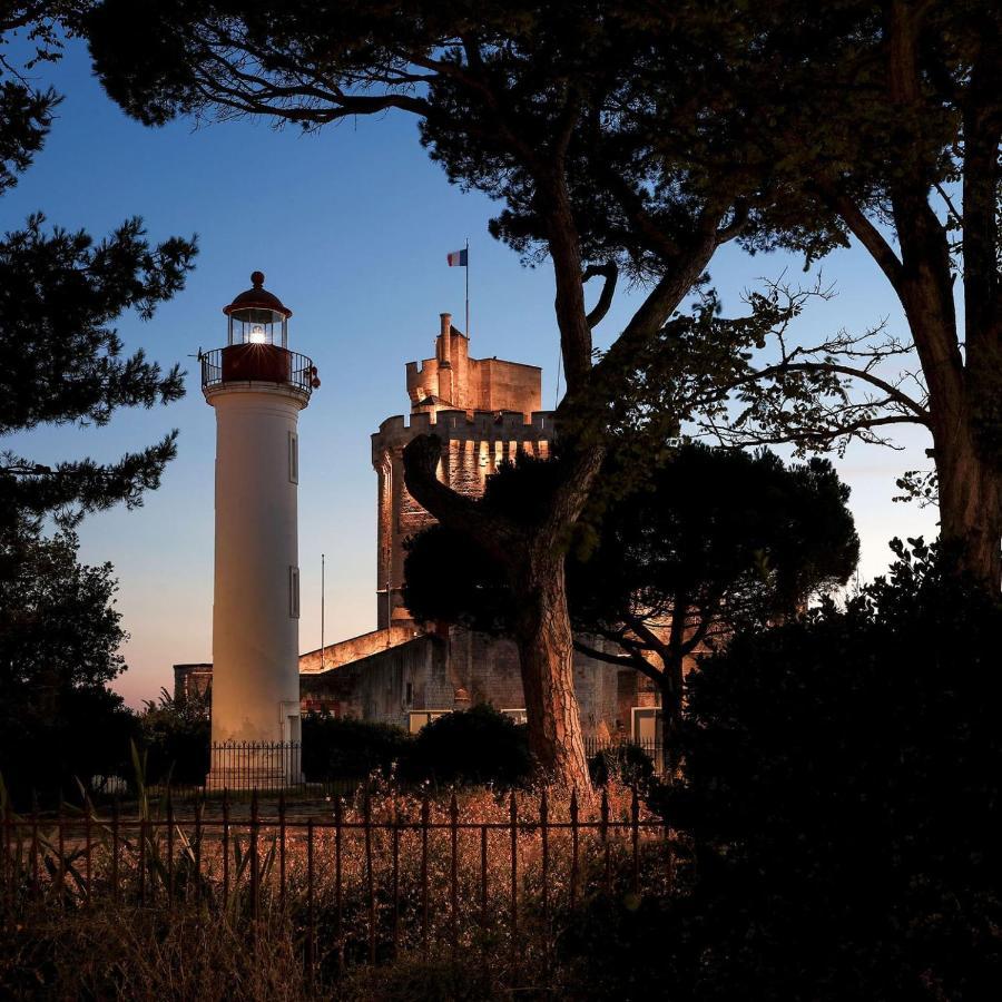 Un Hotel En Ville La Rochelle  Zewnętrze zdjęcie